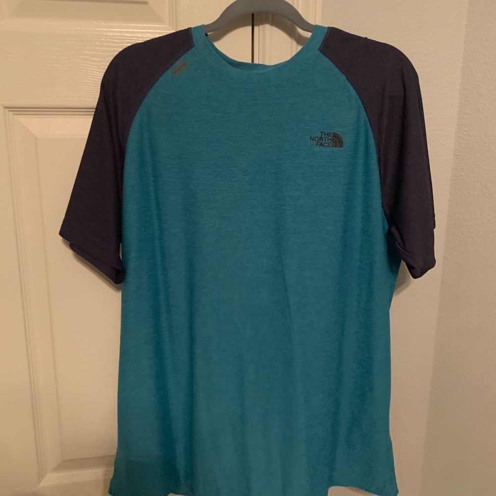 Mens north face shirt